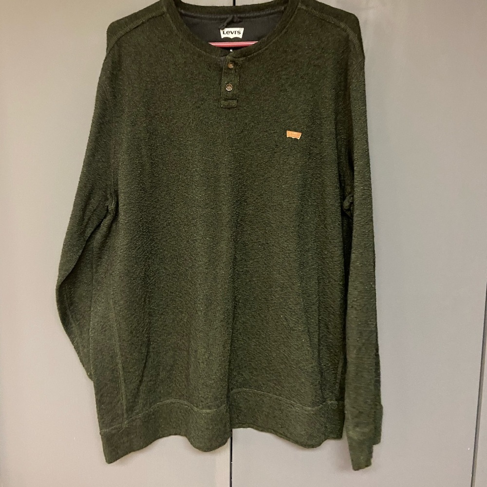 Levis long sleeve shirt